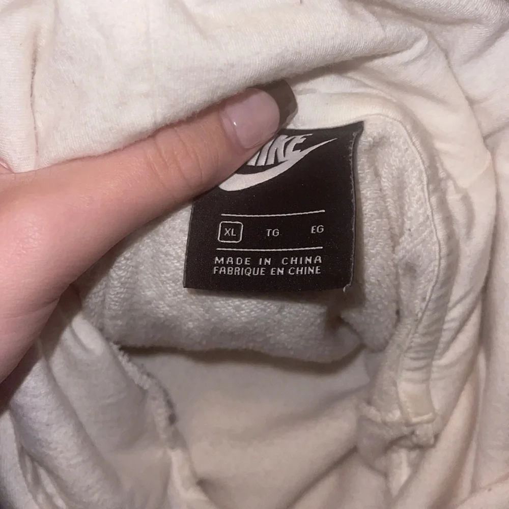Nike cropped hoodie - Picture 4 of 4